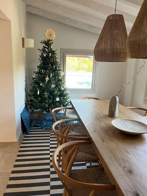 Villa La Telaranya - Luxury Villa With Heated Pool Close To Port Pollenca Port de Pollenca