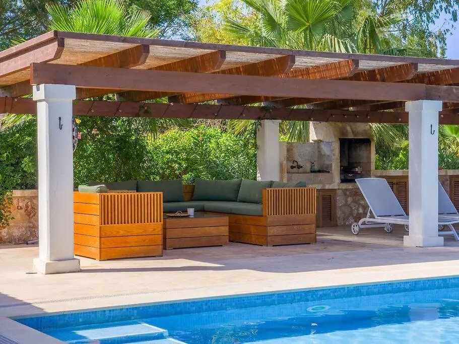Villa La Telaranya - Luxury Villa With Heated Pool Close To Port Pollenca Port de Pollenca