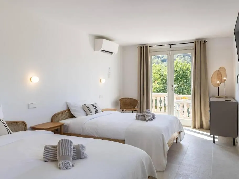 Villa La Telaranya - Luxury Villa With Heated Pool Close To Port Pollenca Port de Pollenca